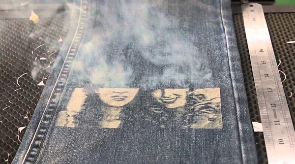 激光切割和雕刻在紡織行業(yè)有哪些應(yīng)用？布料激光燒花(圖2)